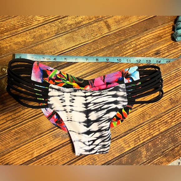 Savage Swim bathing suit bottom bikini - Picture 2 of 4